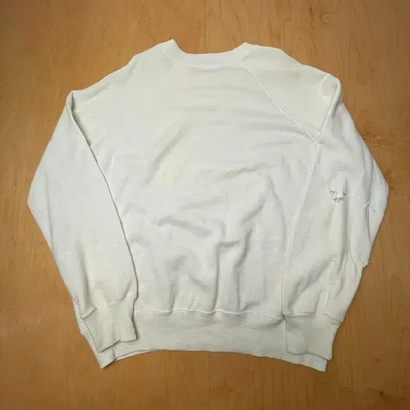 Vintage 50s/60s Hastings College White L/XL Thrashed Long Sleeve Sweatshirt